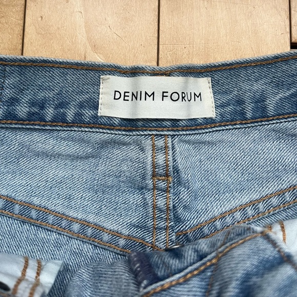 Aritzia Denim Forum The Yoko Short - Picture 5 of 13